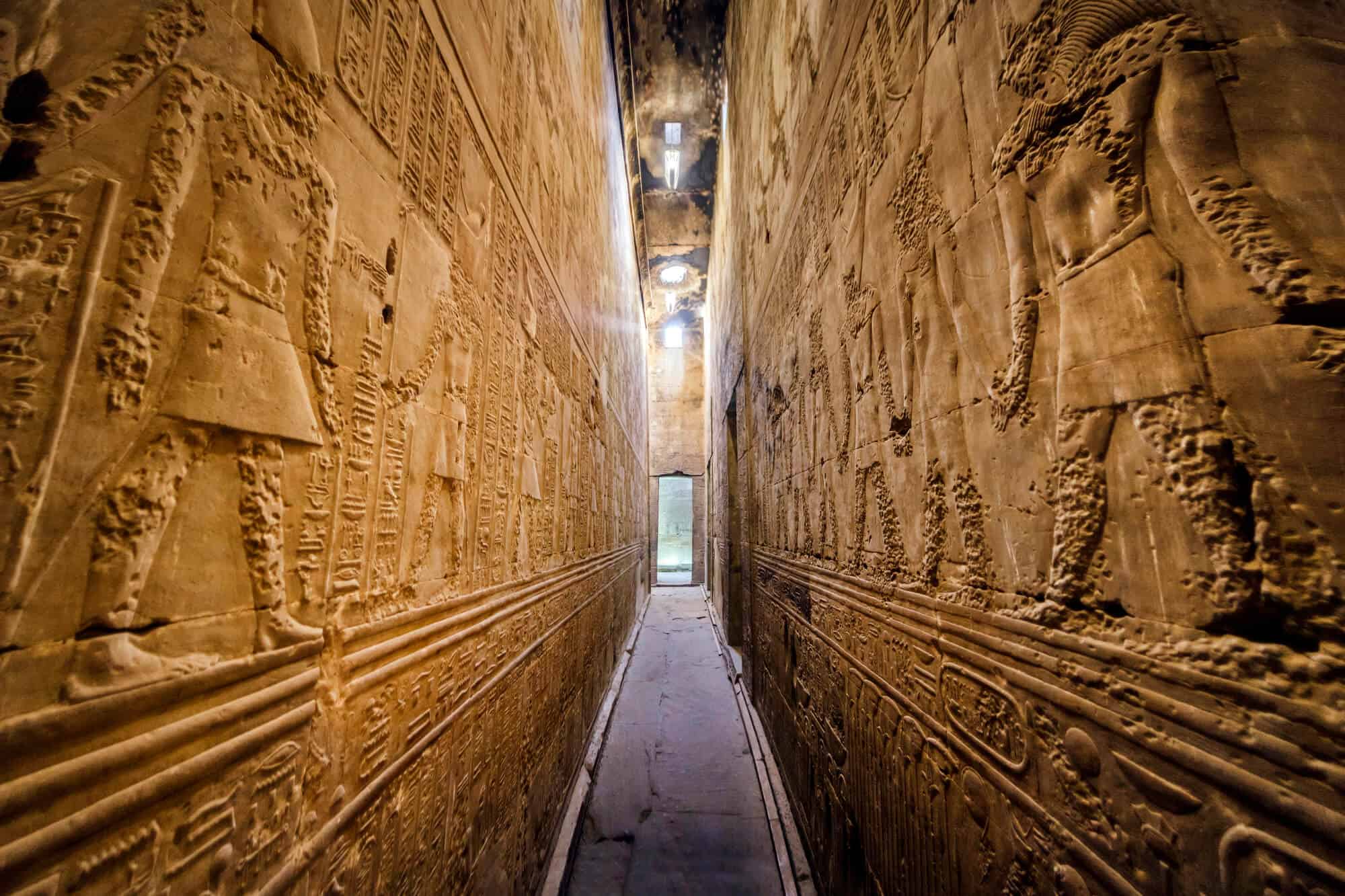 מקדש אדפו - טיול עצמאי למצרים